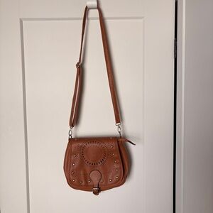 Stylish Brown Crossbody Bag, faux leather, caramel brown - western, cowgirl